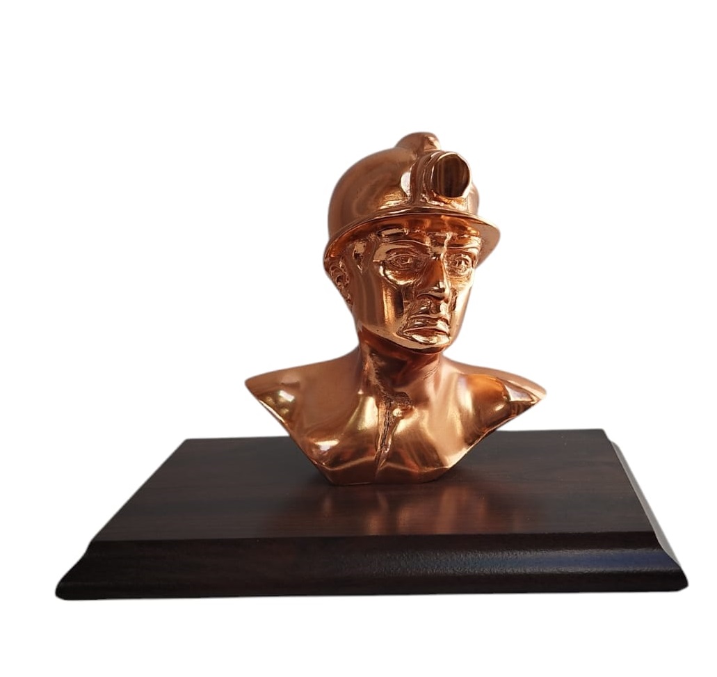 Busto De Minero Metálico Cobrizado, Base De Madera, Placa Grabada